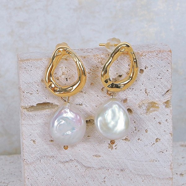 Baroque Belle Earrings