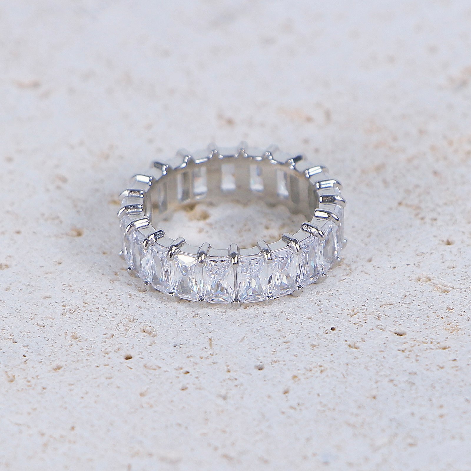 Argent Glow Ring