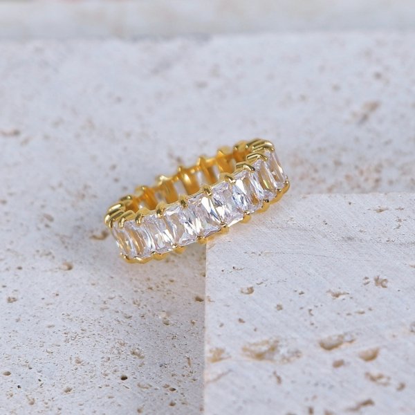 Lumière Luxe Ring