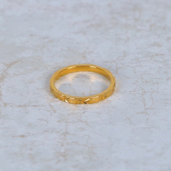 Golden Trace Ring